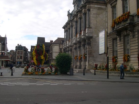 Hôtel de Ville